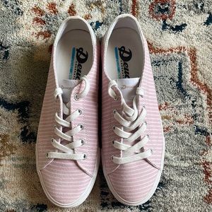 Adorable Pink and White Deuce Sneakers